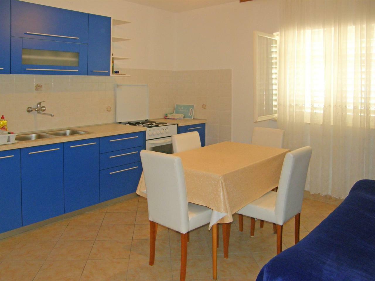 Apartments Dijo プリモシュテン 部屋 写真